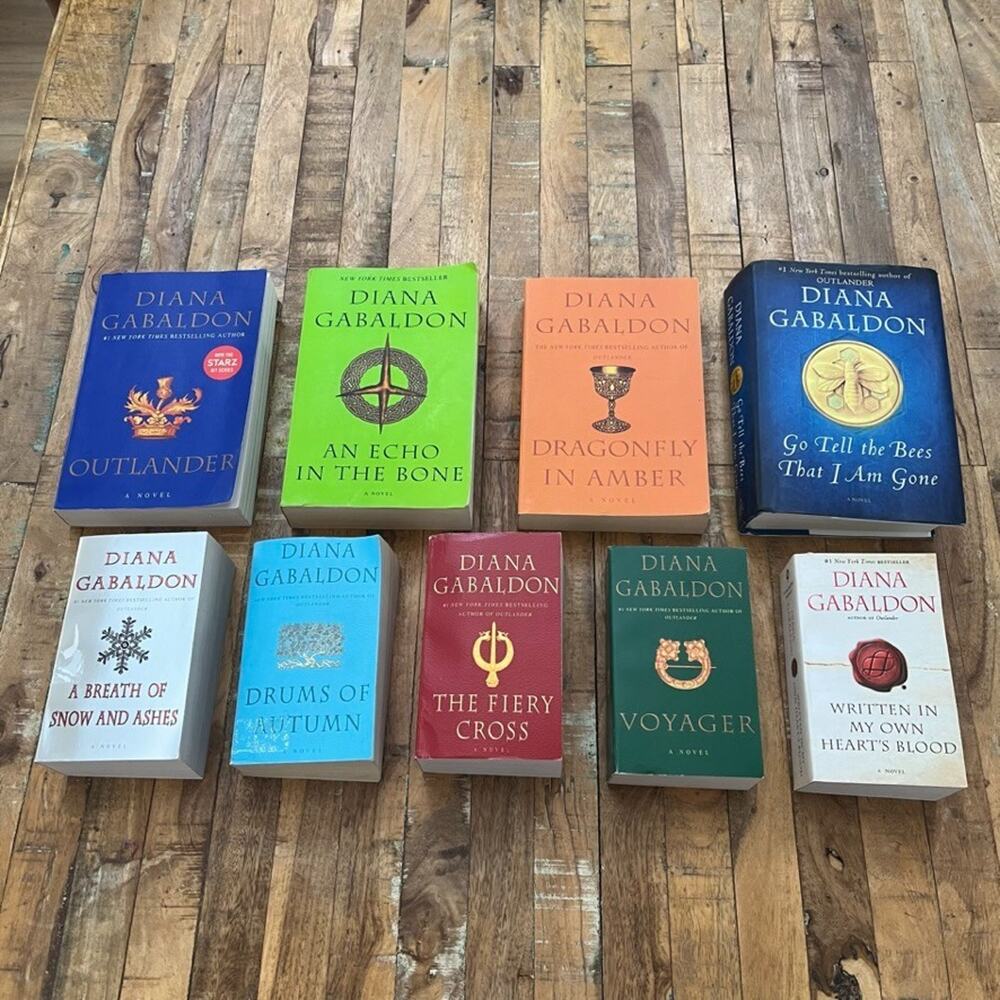Lot of 9 Diana Gabaldon Books Complete Outlander Series Trade Paperback